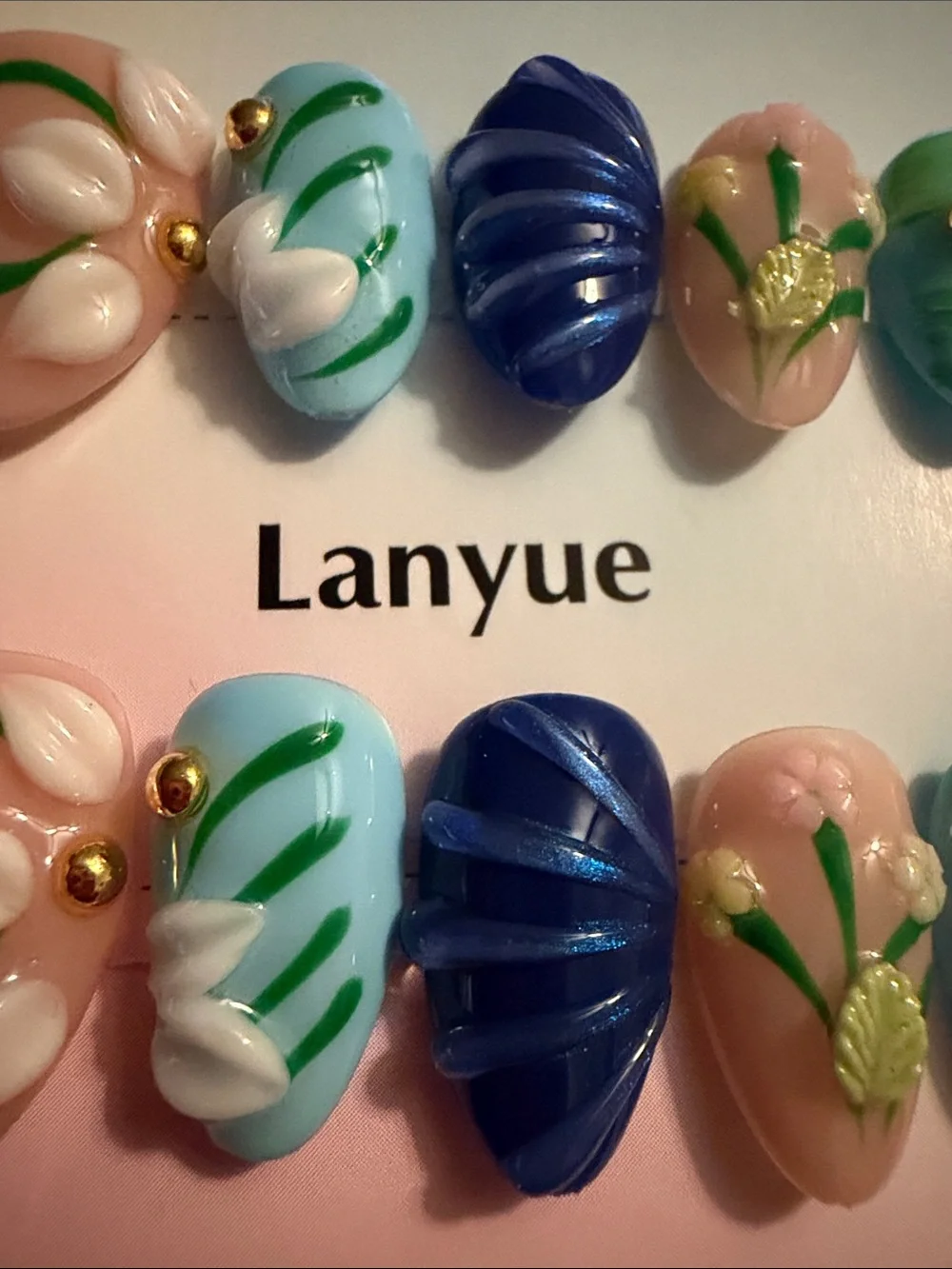 Lanyue Floral 3D handmade acrylic Press-On Nails in Pink, Blue & Green